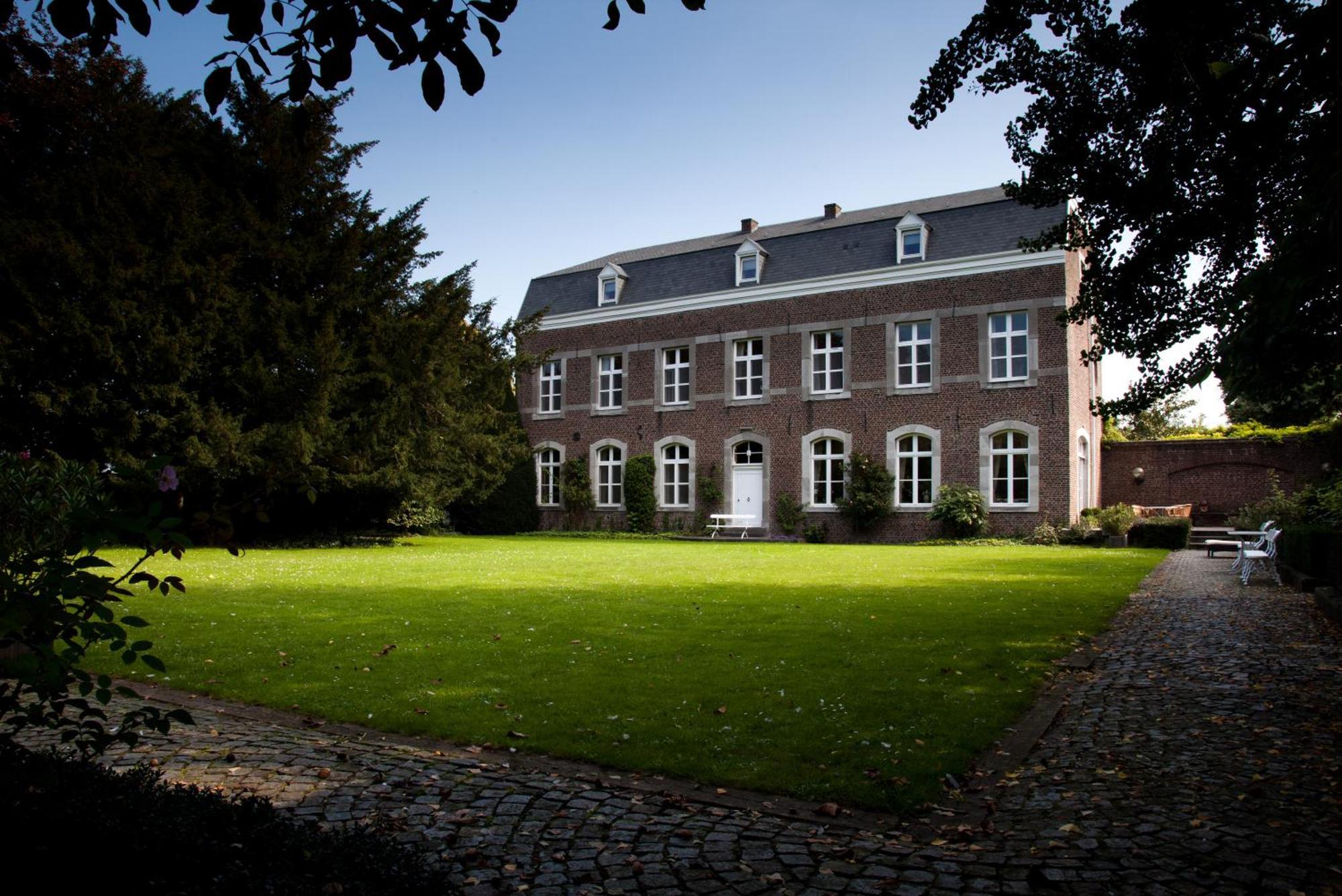 B&B Het Agnetenklooster Maaseik Exterior foto