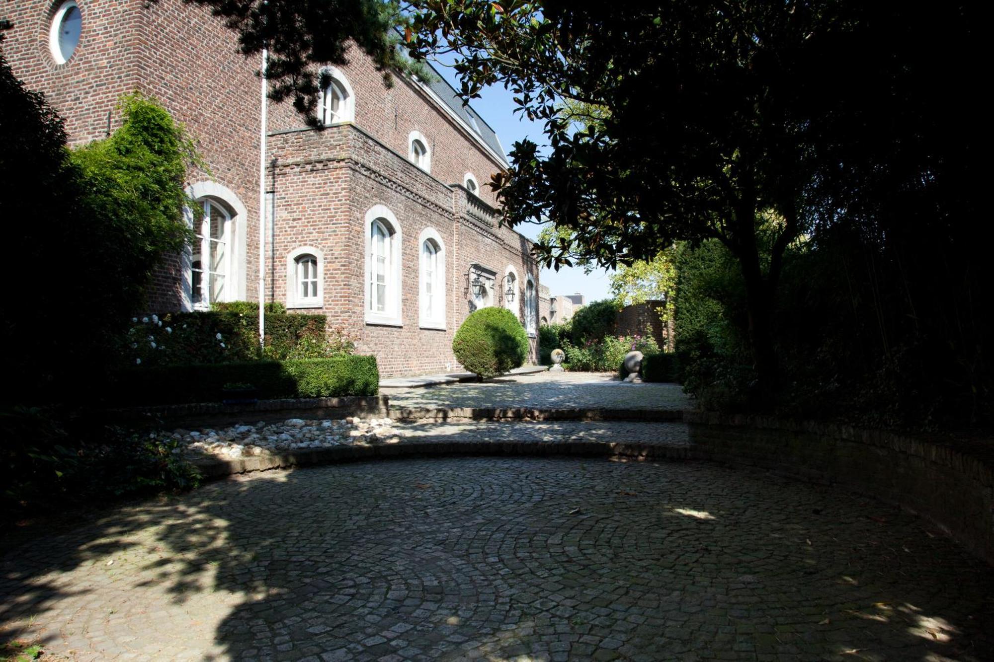 B&B Het Agnetenklooster Maaseik Exterior foto
